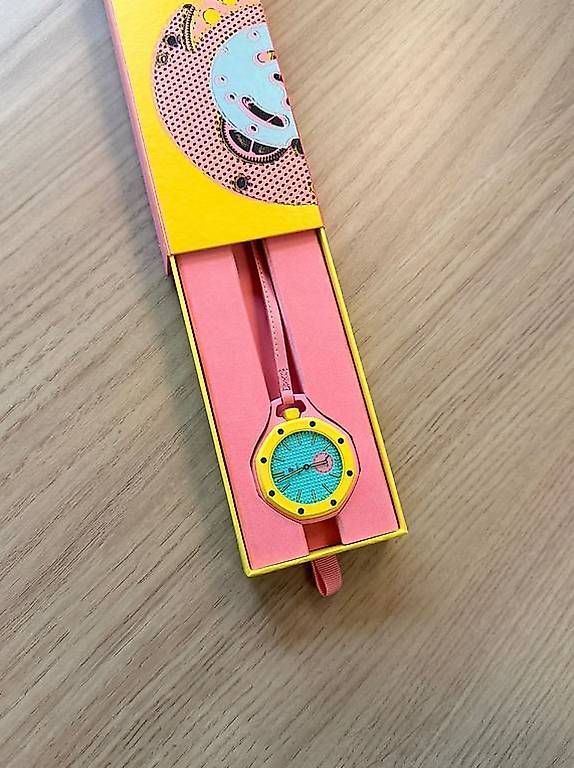 Orologi: Swatch X AP pop rose  – Usato da Suen (St-Martin) venduto da kim_5vjt 1
