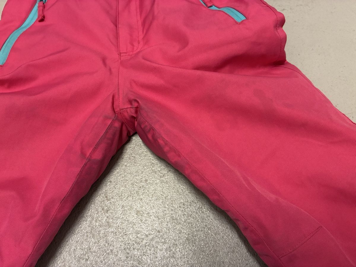 Pantalons: Skihose Grösse 128 – D'occasion à Männedorf par 3sacompany 3
