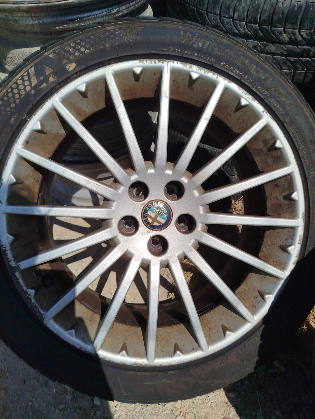 Alfa Romeo Pneumatici & Ruote complete: Roues Alfa Romeo 147 / 156 / GT – Usato da Savagnier venduto da Botteron_Recycling 1