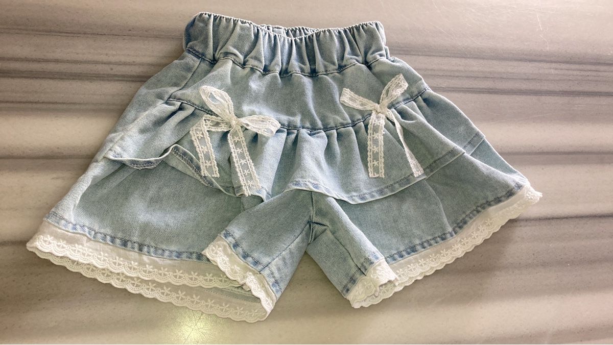 Hosen: Kurze Hose mit Spitze Gr.80🫐 – Neu (gemäss Beschreibung) aus Morschach von leonie87