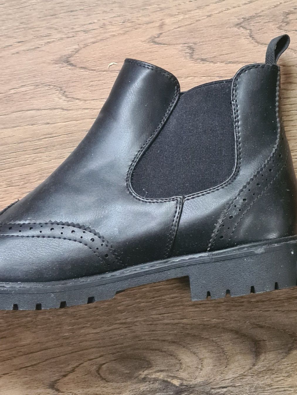 Scarpe da donna: schwarze Stiefelette Grösse 39 – Nuovo (secondo la descrizione) da Olten venduto da chaas21 4
