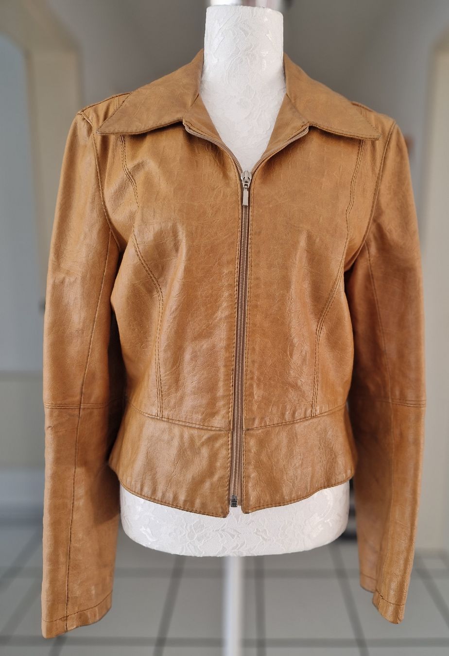 Jacken: VESTE EN CUIR – Gebraucht aus Camorino von JPHANDMADE1