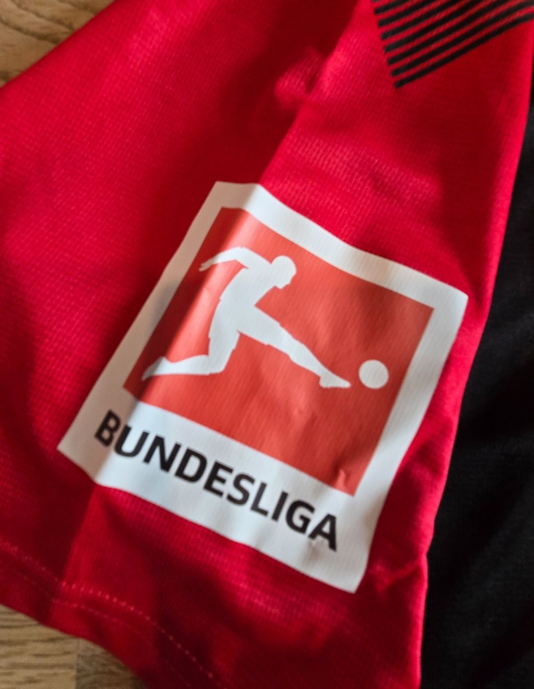 Hummel Canottiere & Pantaloni: SC Freiburg | Waldschmidt | 2019/20 | mit Patch – Usato da Zollbrück venduto da MiKron 3
