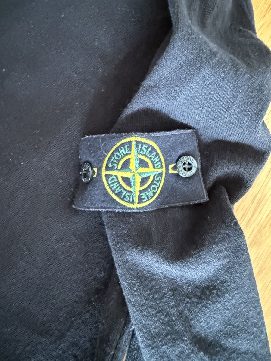 Stone Island Maglioni & Felpe: Stone Island Pullover – Usato da Recherswil venduto da Noname1