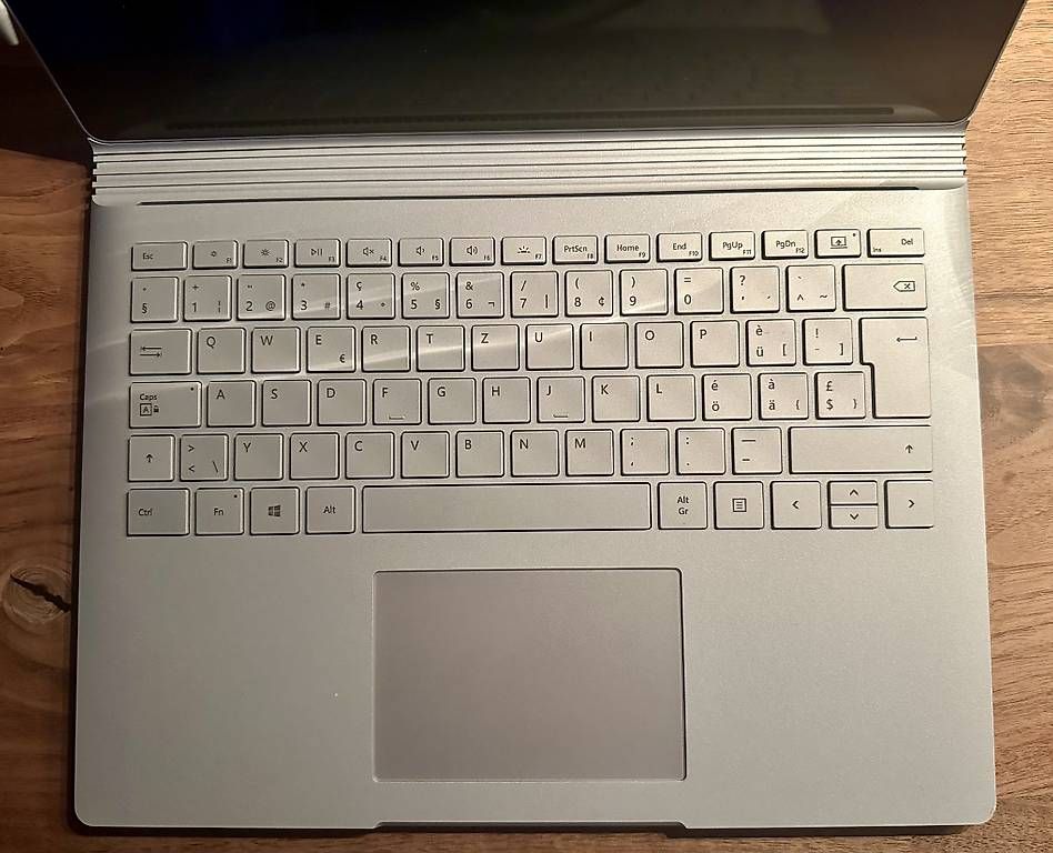 Microsoft Notebooks: Microsoft SurfaceBook 2 mit PEN – Gebraucht aus Seuzach von Seuzemer 1