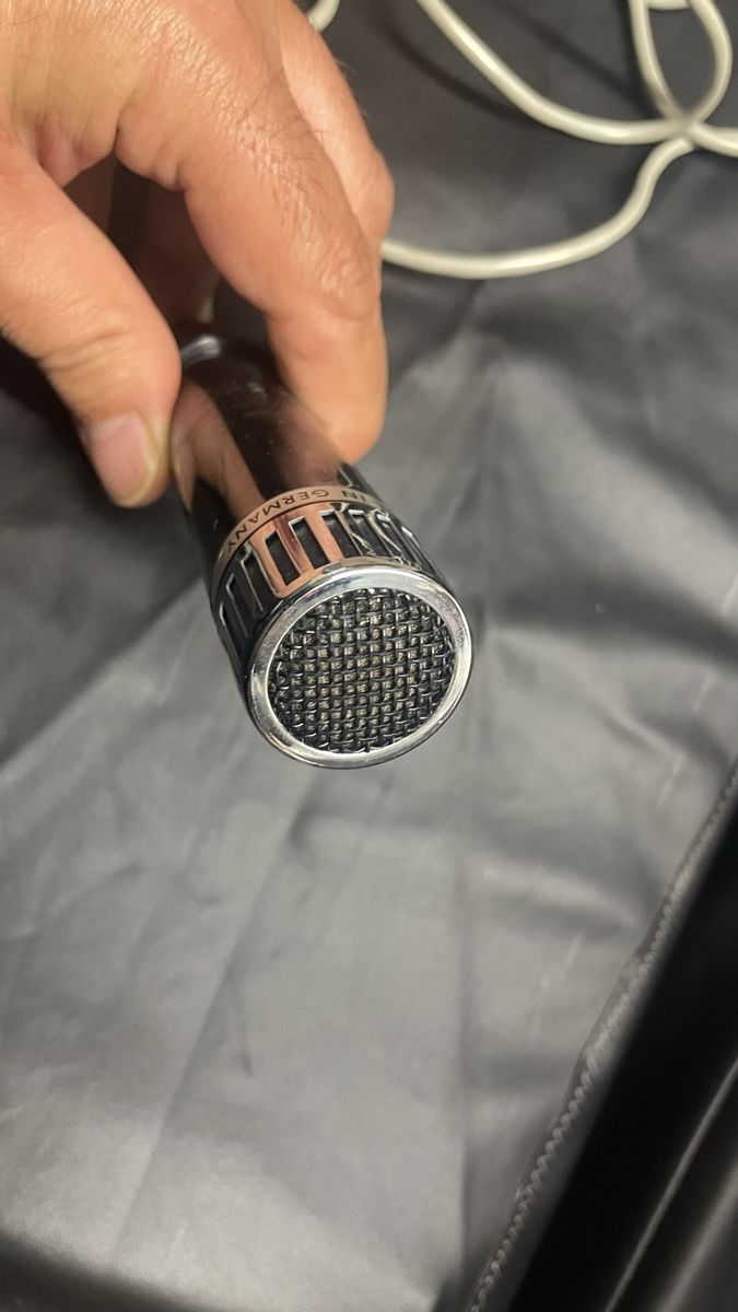 Grundig Mikrofone: Microphone Grundig – Gebraucht aus Muri AG von Briefmarke-Schweiz 2