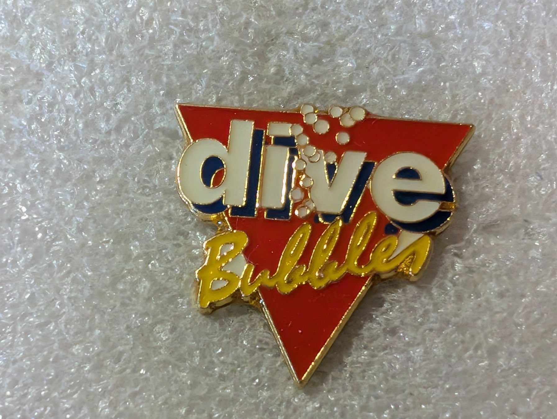Placchette & Badge: Ansteckpin 18: Dive – Usato da Oppligen venduto da Pin-Fall-Shop