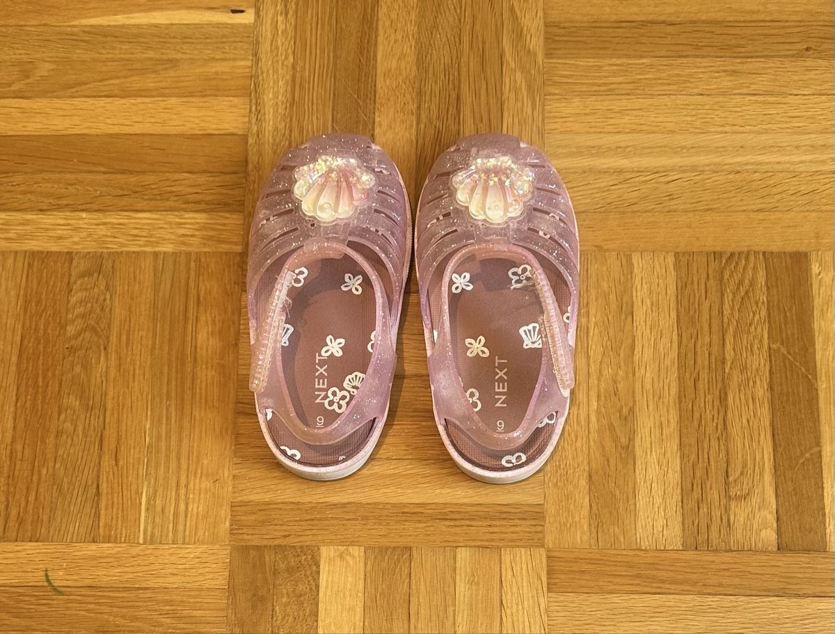 Scarpe per ragazze: Wasserschuhe Mädchen pink Glitzer Gr. 26.5 – Usato da Zürich venduto da alex124 1