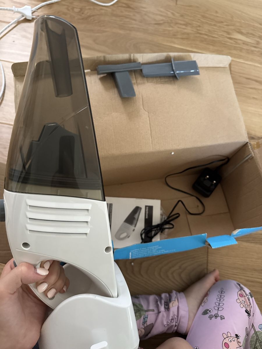 Aspirapolveri & Accessori: NEW Portable Vacuum Cleaner Intertonic – Nuovo e nell'imballaggio originale da Neuchatel venduto da Mia_G 2