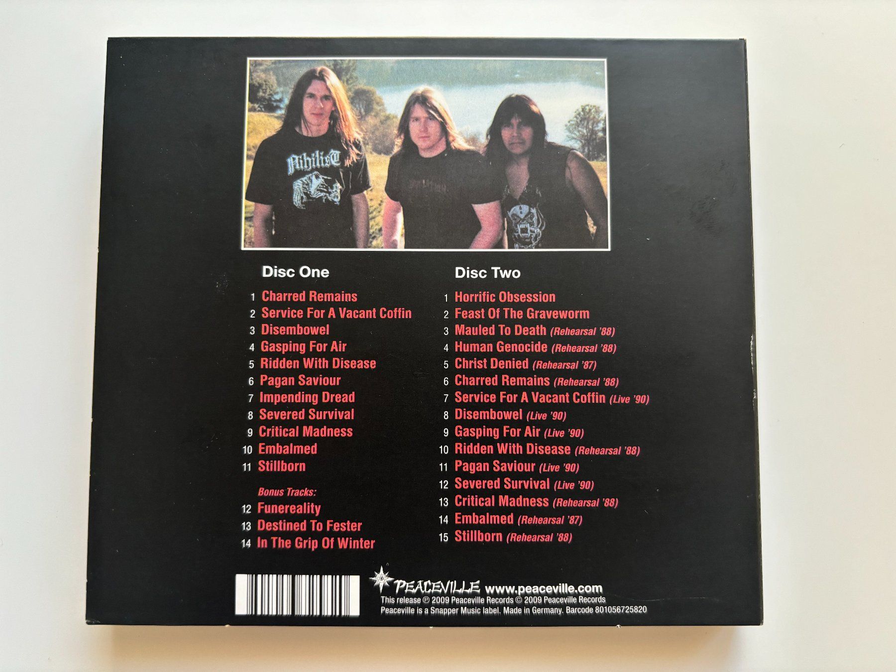 CD: AUTOPSY - Severed Survival - Re-Release 2 CD Digipak – Usato da Luzern venduto da cole.trickle 1