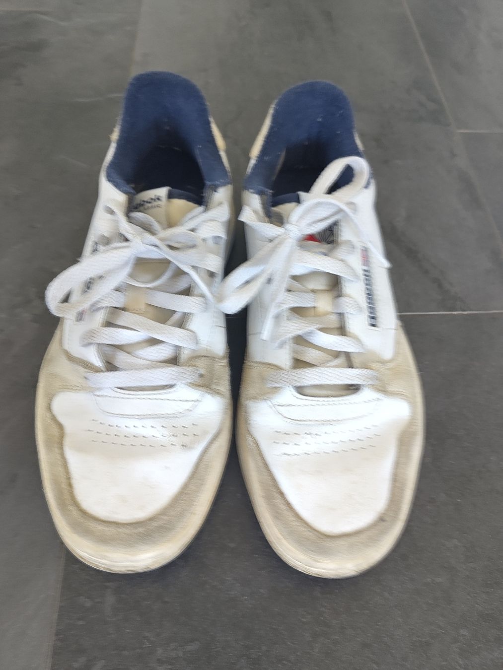 Reebok Chaussures hommes: Chaussure Reebok (41) – D'occasion à Delley par sadiiiiiii 1