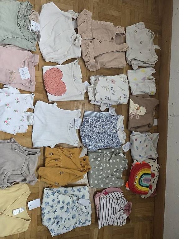 Lotti & Set di vestiti: Kinderkleider in Gr. 56-80 – Usato da Fehraltorf venduto da ThomasCH89