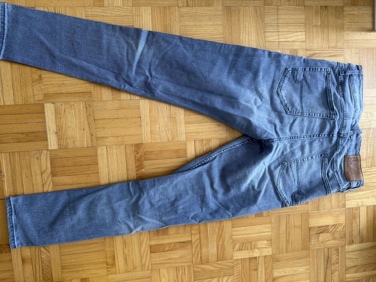 Kleiderpakete: Herren Hose packt  – Gebraucht aus Olten von Tombik 5