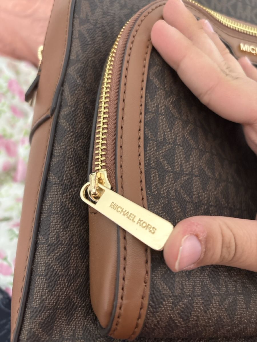 Michael Kors Zaini: Grosser Michael Kors Rucksack  – Usato da Dübendorf venduto da ame_g69g 5