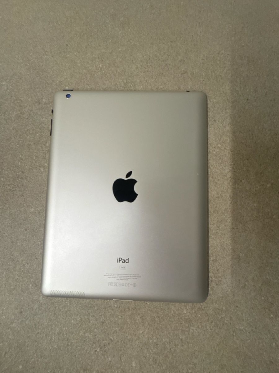 Apple Tablet PC: iPad 3, 32GB, WiFi only model – Usato da Rütihof venduto da ine_6zy5 1
