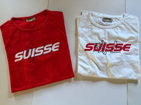 2 x T-Shirts SUISSE Grösse M neuwertig