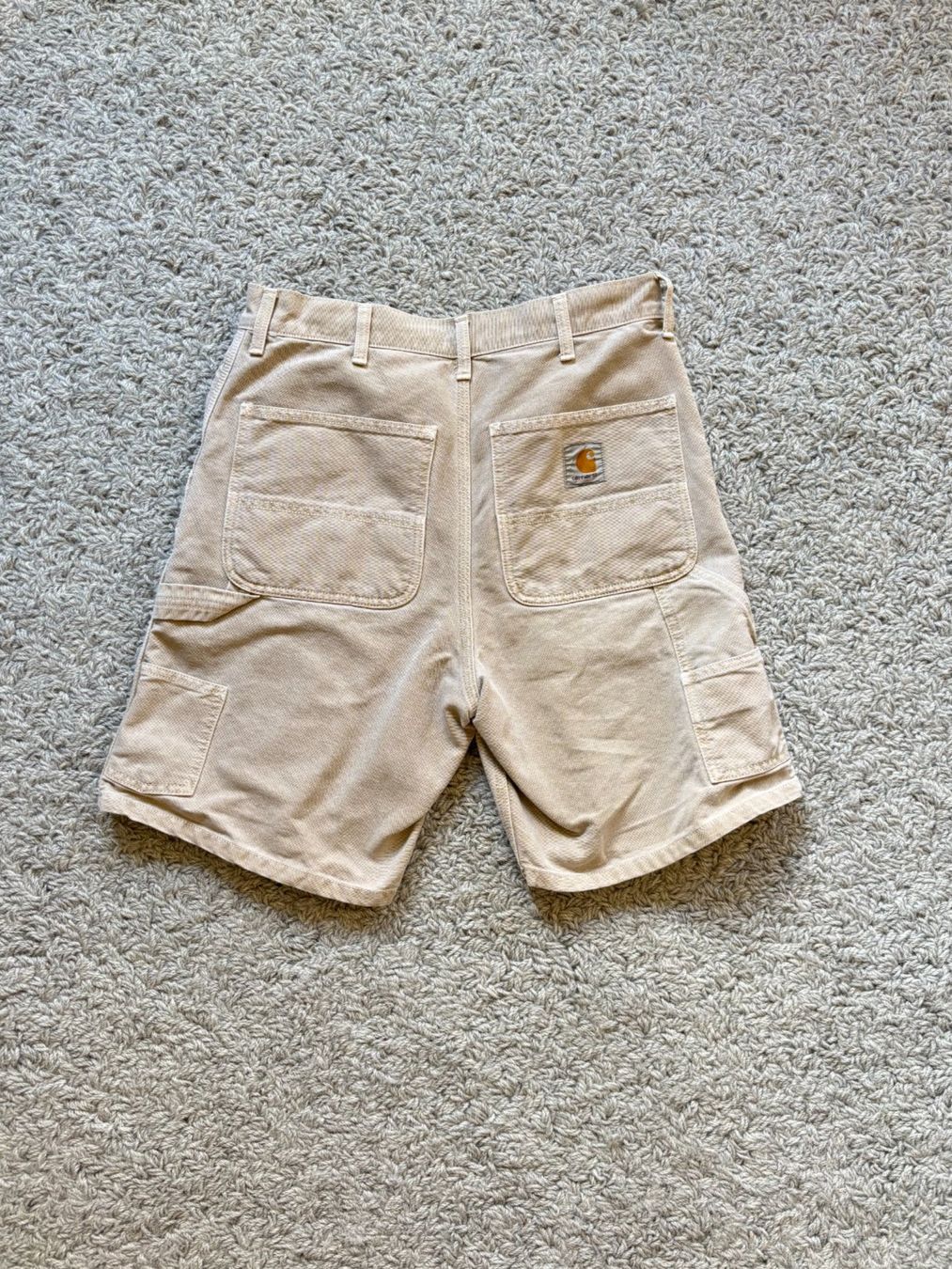 Carhartt Pantaloni: Carhartt Single Knee Short – Usato da Chur venduto da loh_77t8 1