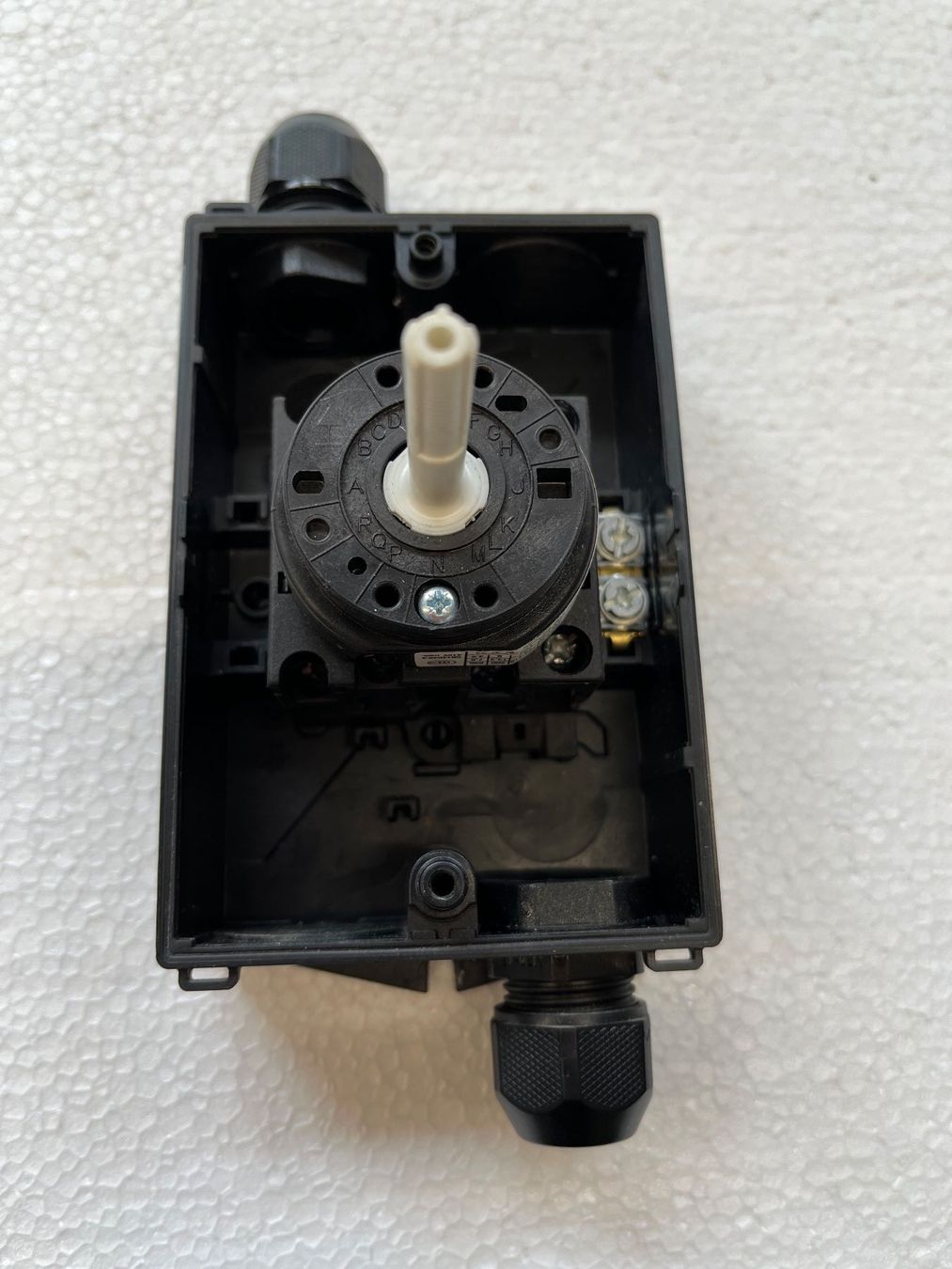 Eaton Interruttori: AP Hauptschalter 3x400V – Usato da Küblis venduto da hypofacto 3