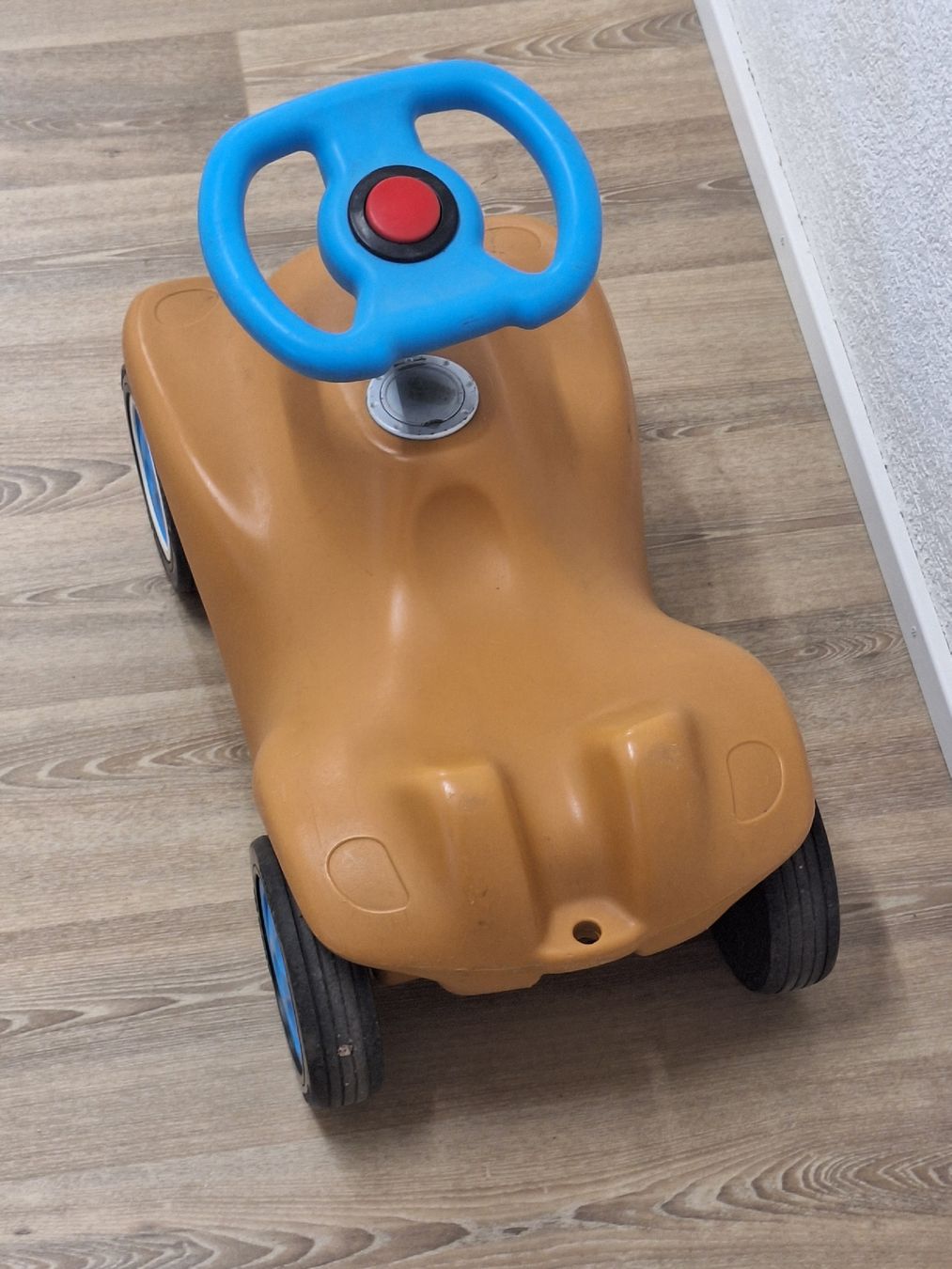 Véhicules pour enfants: Kinder Rutschauto  – D'occasion à Grüt (Gossau ZH) par wisdomio7 1