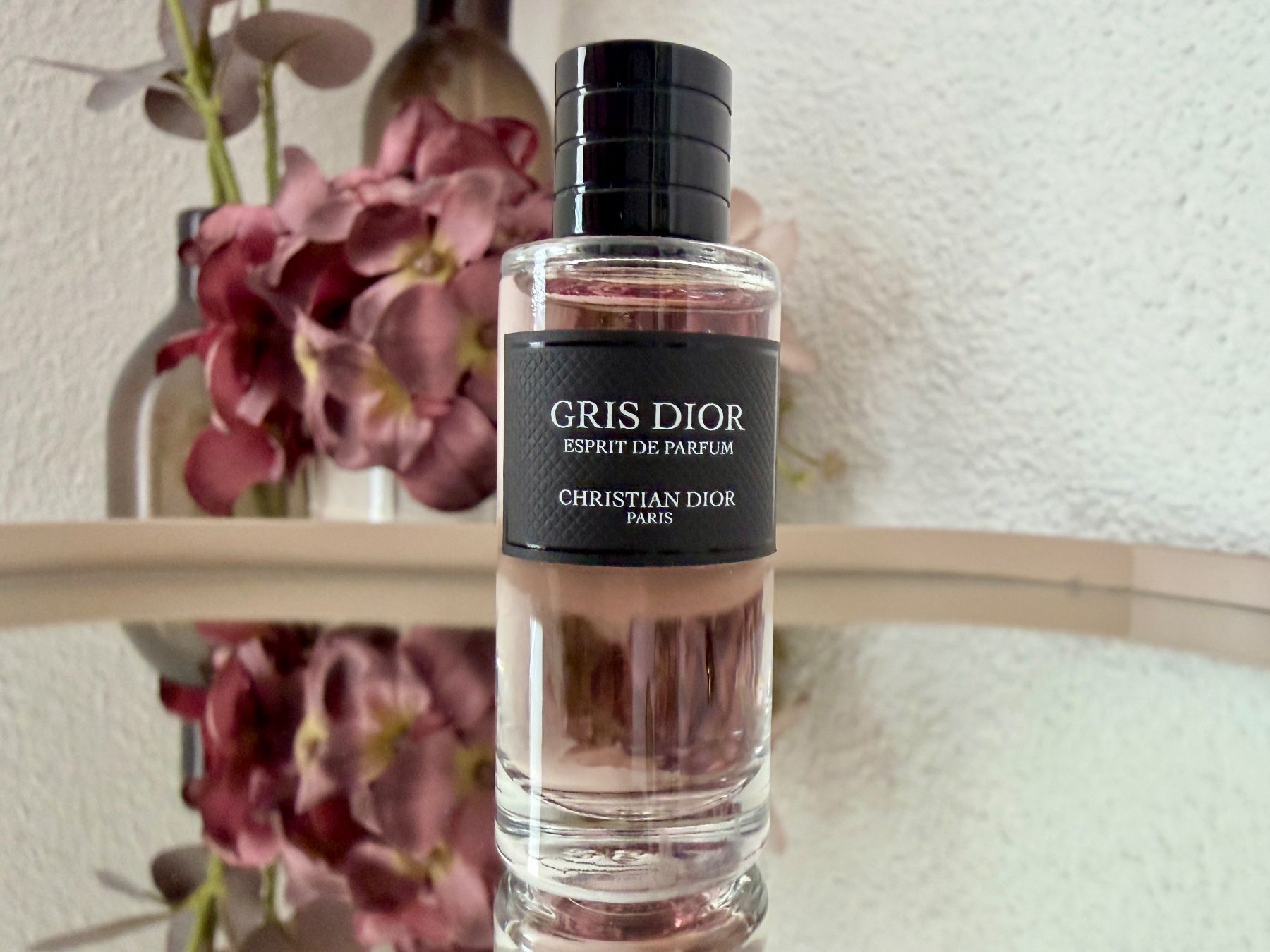 Dior Profumi & Eau de Toilette: Dior Privee Esprit Gris Dior 7,5 ml Miniatur – Nuovo (secondo la descrizione) da Schlossrued venduto da tinurued