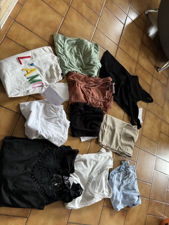 Lot de 10 T-shirts Taille L Marina