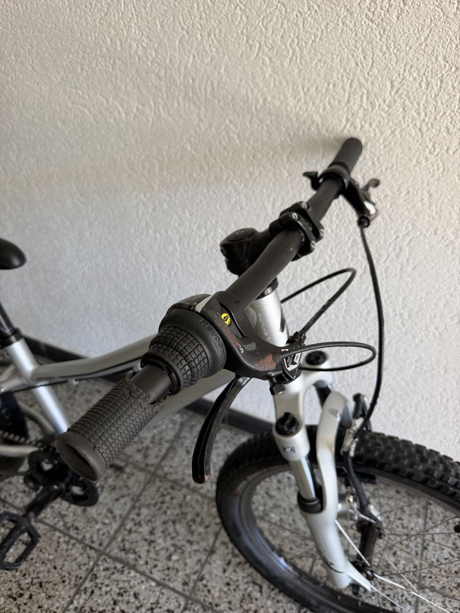 Specialized Velos: Specialized jr 20  – Gebraucht aus Stansstad von 91PD 2
