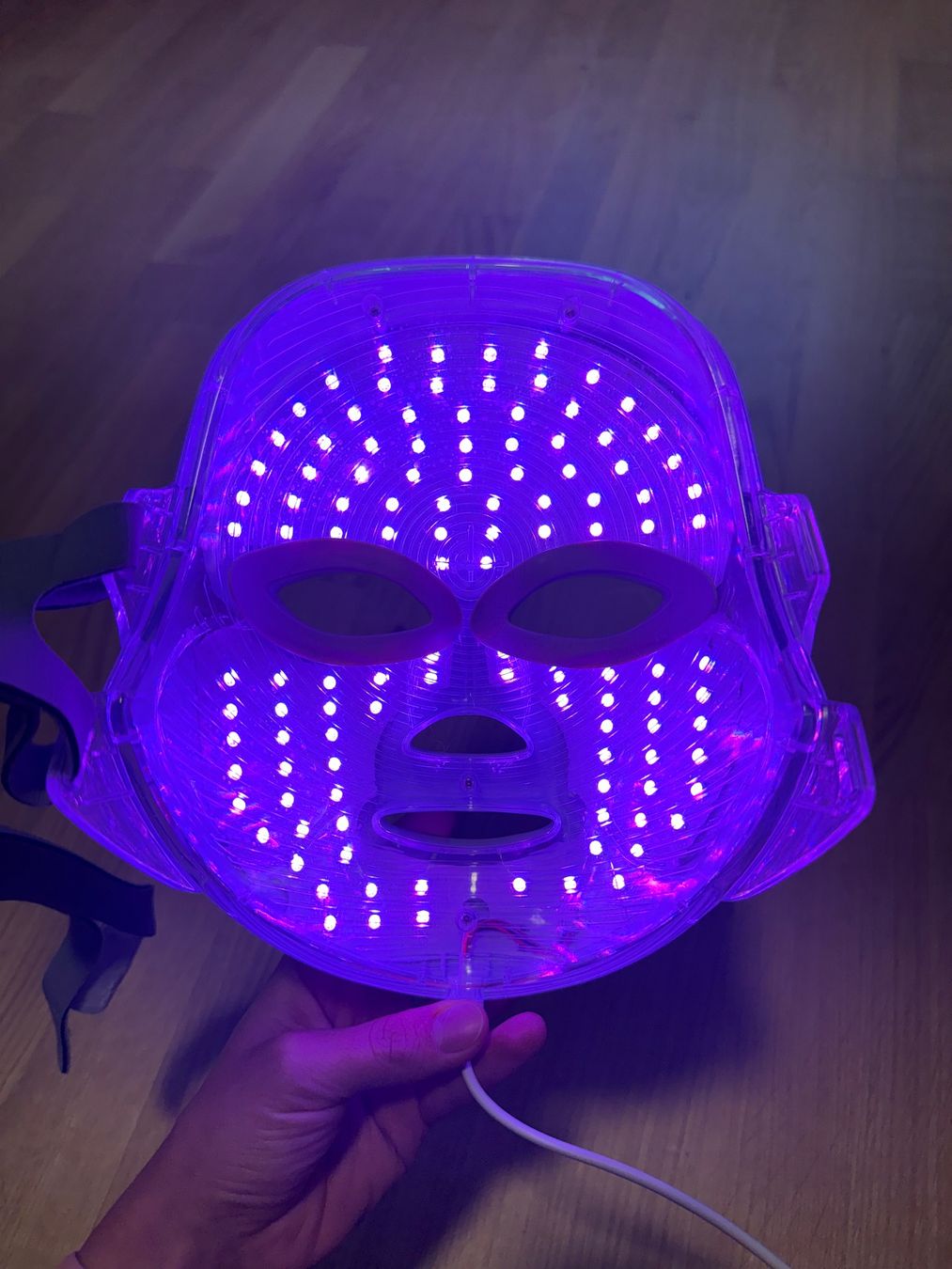 Protezione per viso e udito: LED Gesichtsmaske – Usato da Winterthur venduto da OliviaC5 5