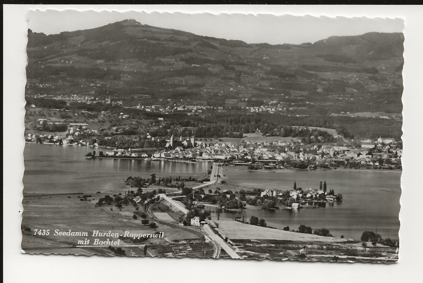 Cartoline postali: AK ca 1950  Seedamm Hurden-Rapperswil mit Bachtel – Usato da Greifensee venduto da 315WDO