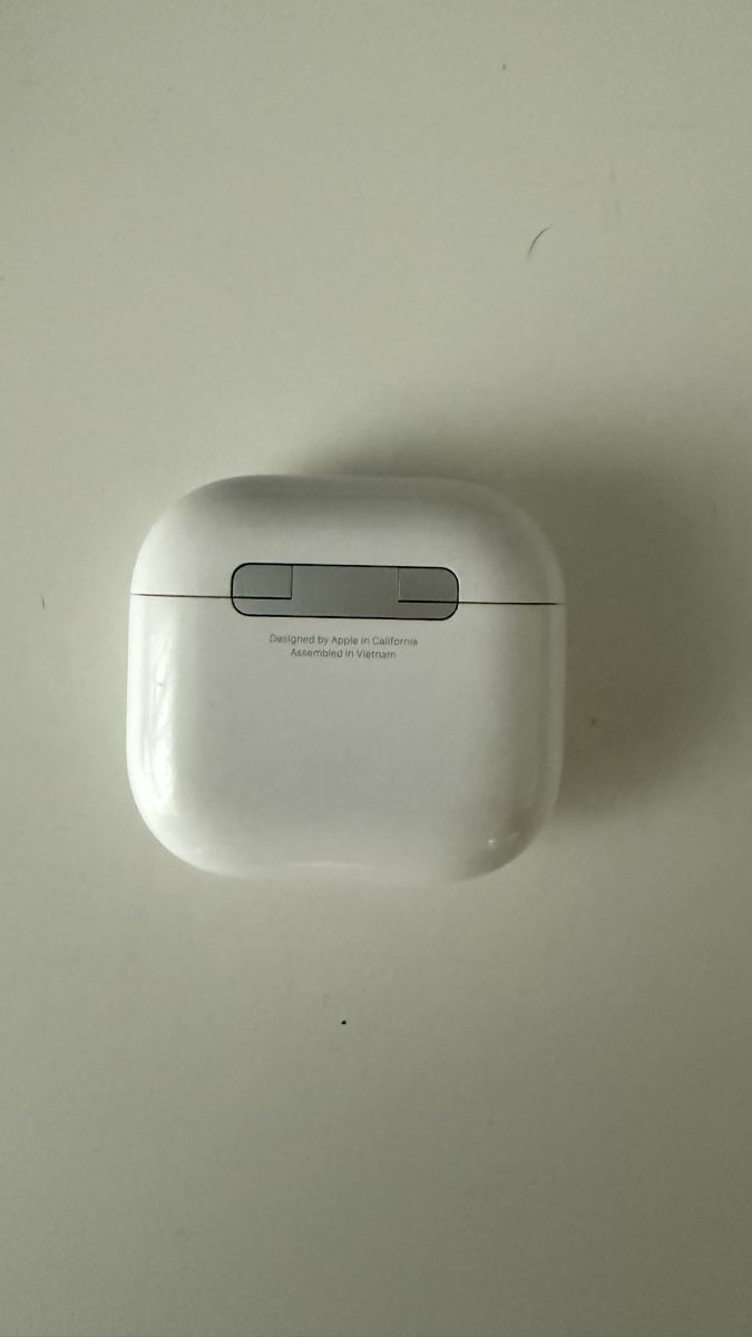 Apple Cuffie: Apple Air Pods 4 comme neuf – Usato da Crissier venduto da RufusTheGreat 1