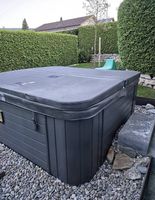 Jacuzzi-Rampenverkauf  3 neue Qualitäts-Whirlpools ab Lager