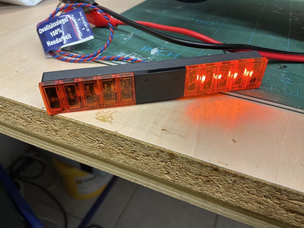 Modellismo RC: RC Modellbau LED Lichtbalken Orange – Nuovo e nell'imballaggio originale da St.Gallen venduto da X5m3z3 1