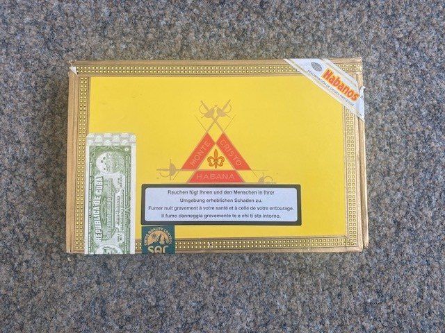 Zigarren: Zigarrenkiste, Havanna Kuba, leer – Gebraucht aus Wängi von elcigarro