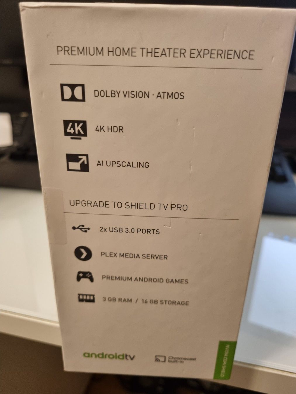 Nvidia Multimediaplayer & Streamer: Fast neue Nvidia Shield TV Pro – Komplettset + 2 Controller – Gebraucht aus Zürich von x.25 5