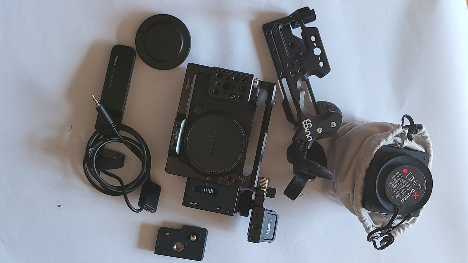 Videocamere: Sigma fp with many accessories – Usato da Zürich venduto da ser_7nmd 8