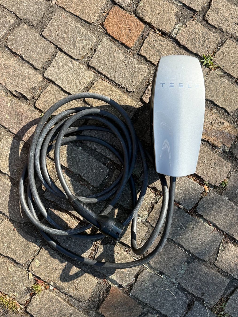 Chargeurs de batterie: Tesla Wall Connector Gen 2 – D'occasion à Bellikon par Bluem54 1