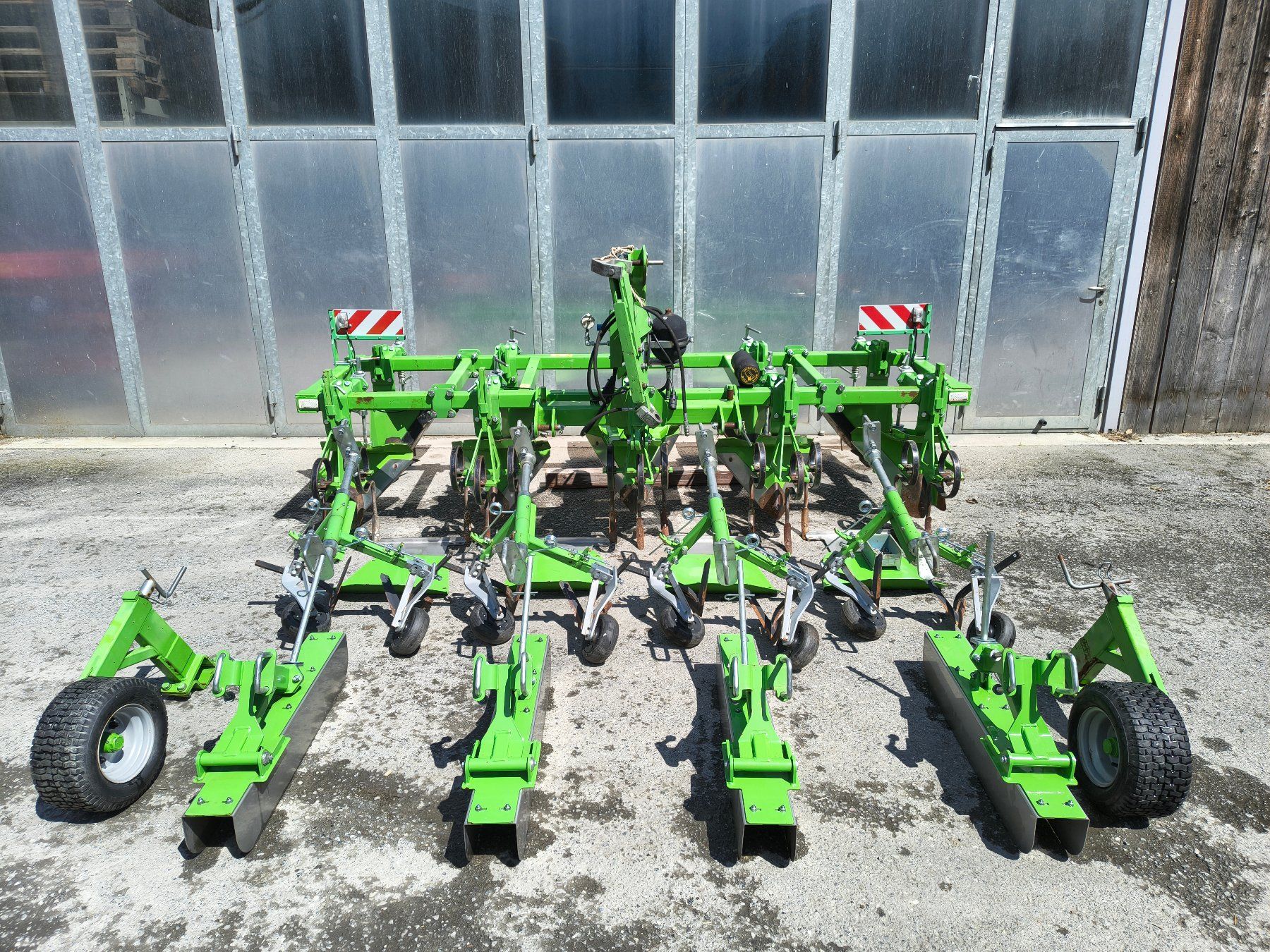 Tutte le macchine: Dammformer/Hackgerät AVR Speedridger – Usato da Sevelen venduto da sei_qd8q