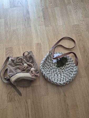 Taschen 2 Stk. Damen Handtaschen Rucksack Rundtasche neuwert