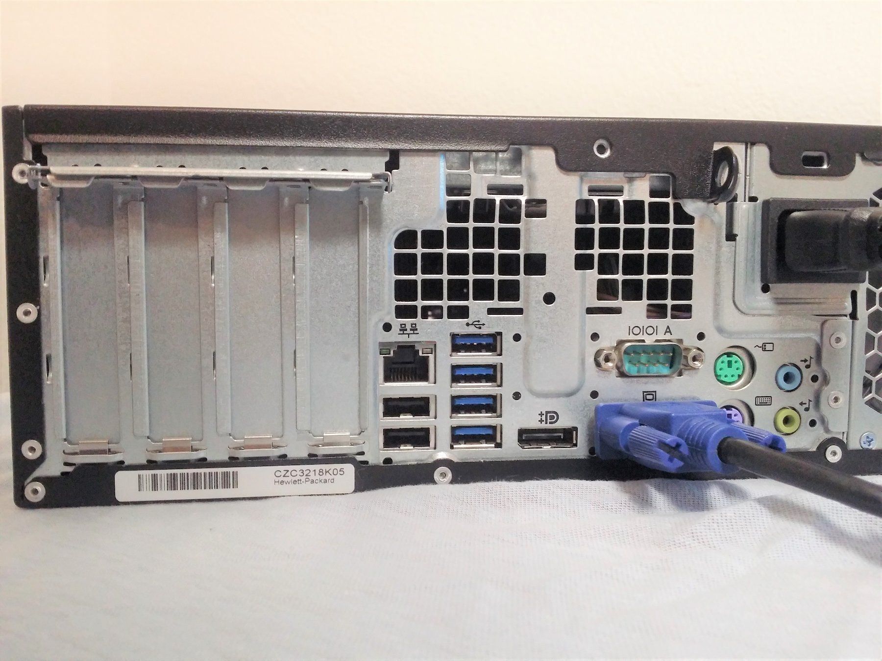 PC: HP Computer mit Bildschirm 22 Zoll – Usato da Ipsach venduto da Kok5 3