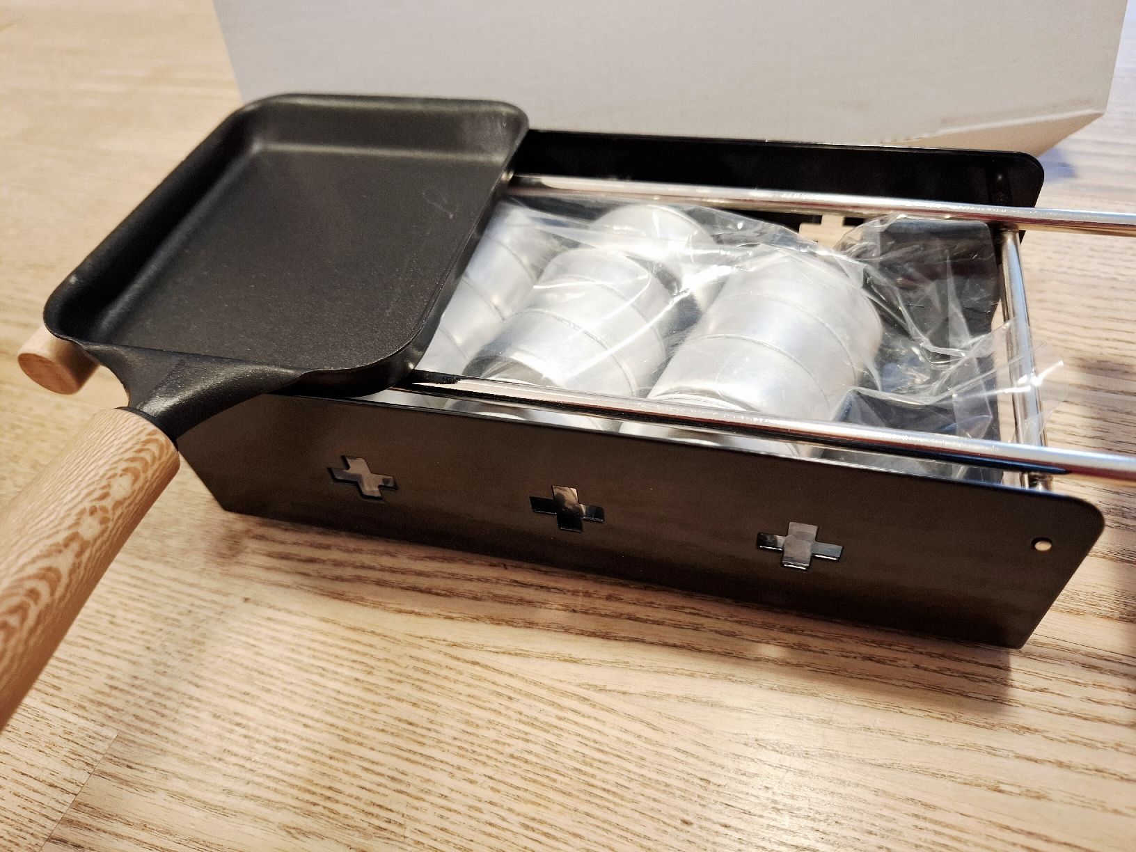 Küchengeräte: Raclette mit Rechaudkerzen "TWINY CHEESE" – Gebraucht aus Büren SO von cbs31 1