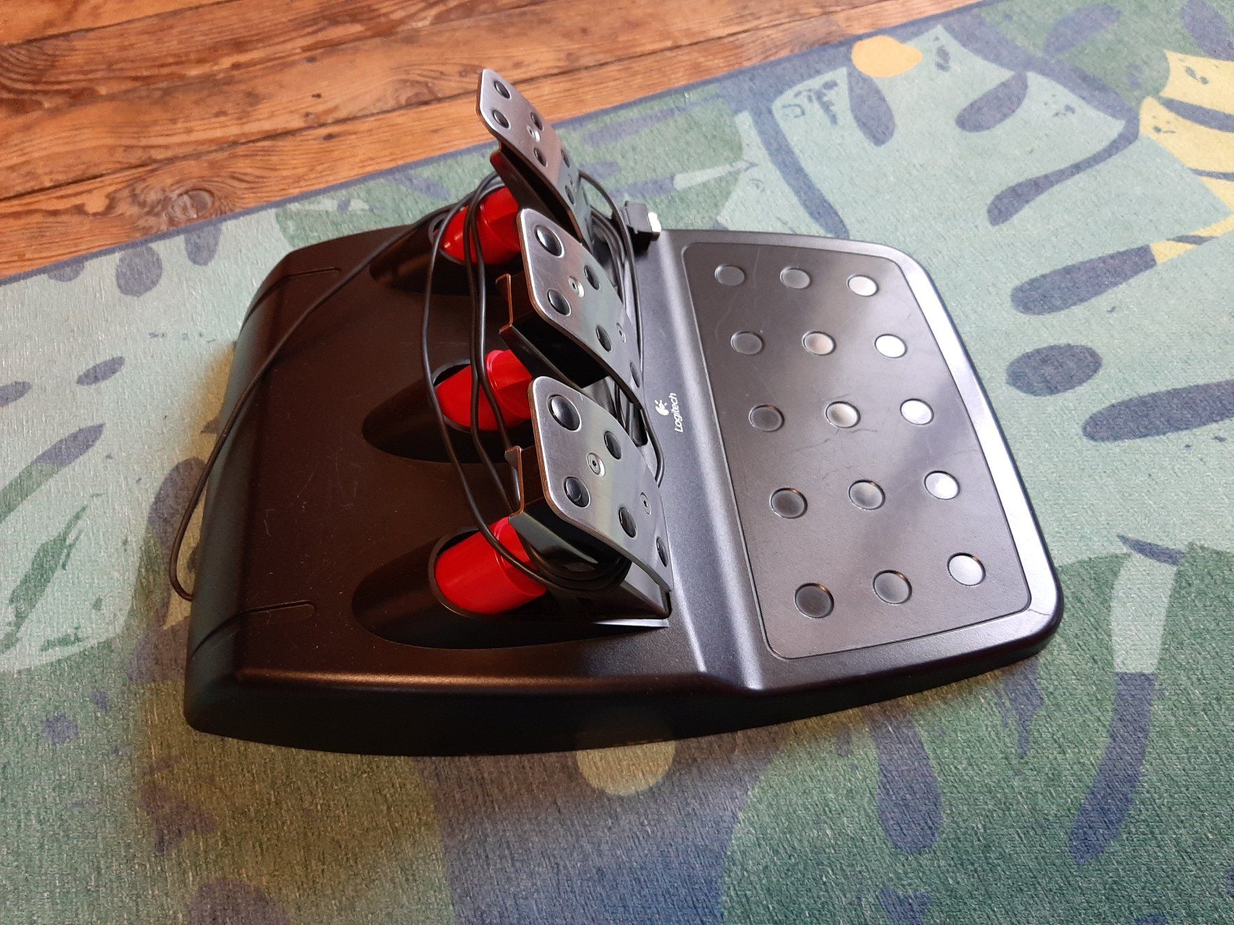 Logitech Controller: Logitech G27 Lenkrad und Pedale – Usato da Zürich venduto da Chrishol 2