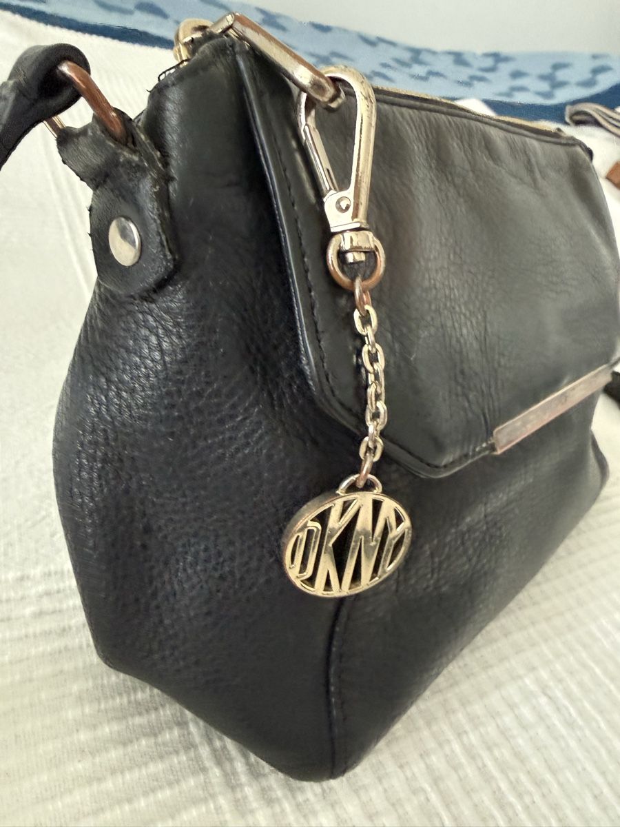DKNY Borse da donna: TASCHE "D.K.N.Y" SCHWARZ, PRAKTISCH & BILLIG*** – Usato da Zürich venduto da Ceca52 2