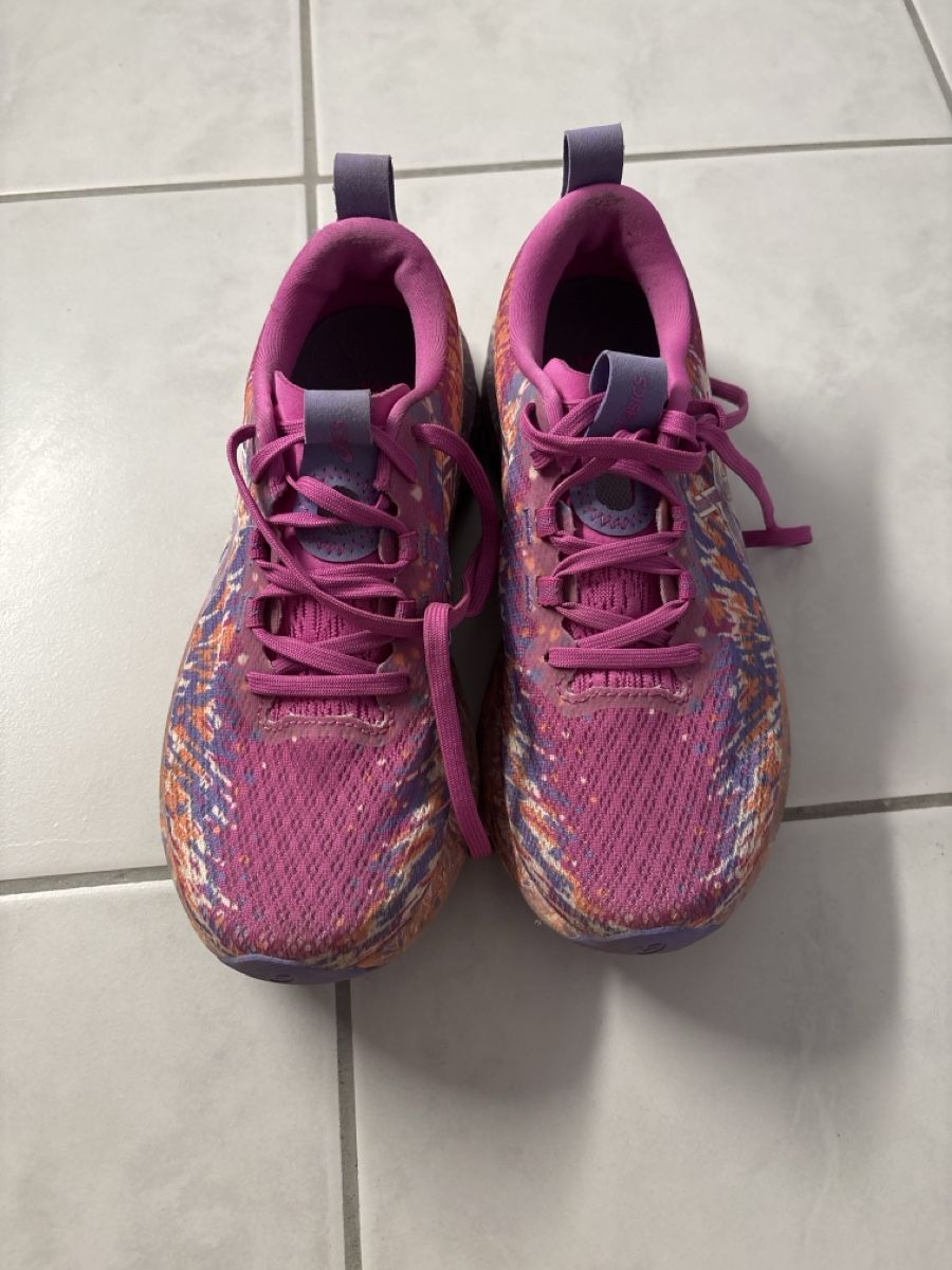 Asics Chaussures femmes: Asics Noosa – D'occasion à Safenwil par sabikie