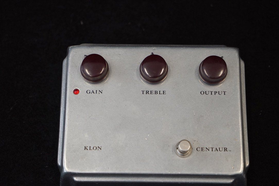 Strumenti musicali: Klon Centaur Professional Overdrive Non-Horsie Silver – Usato da Ortschwaben venduto da Musictrade 1
