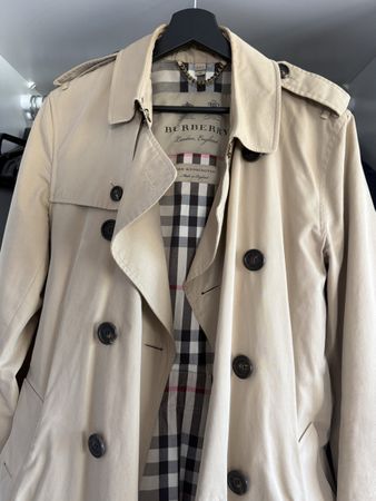 Burberry Trench Coat 48