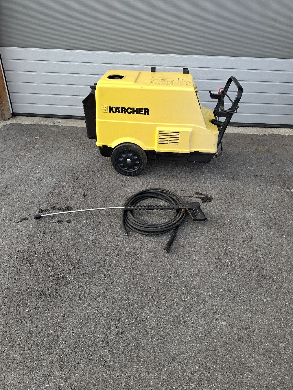Kärcher Idropulitrici ad alta pressione: KÄRCHER HDS 990 – Usato da Emmenbrücke venduto da dsn15