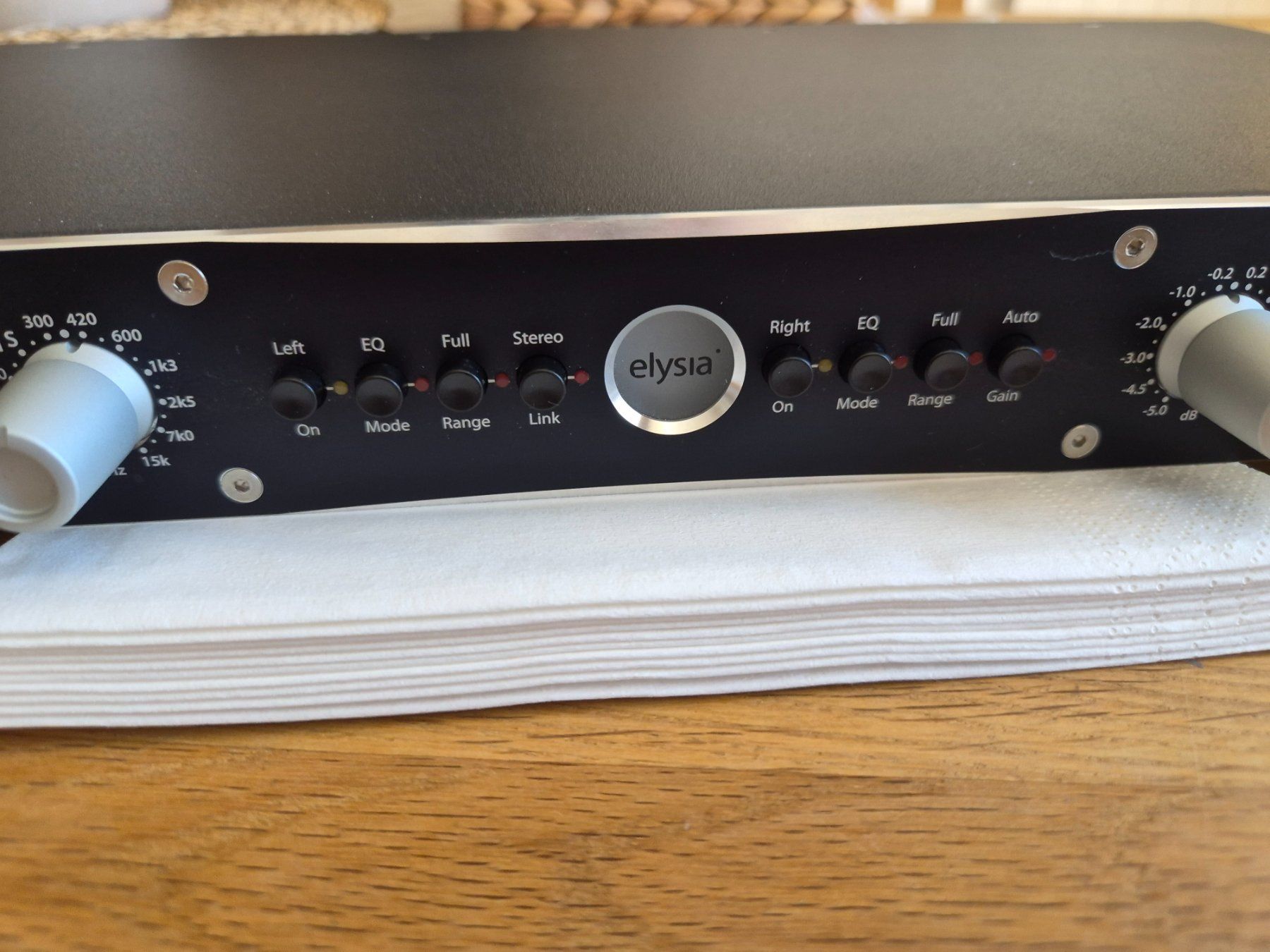 PreSonus Equalizer: Elysia Nvelope MASTERING Edition Stereo Impulse Shaper – Neu (gemäss Beschreibung) aus Bülach von Utopia05 1