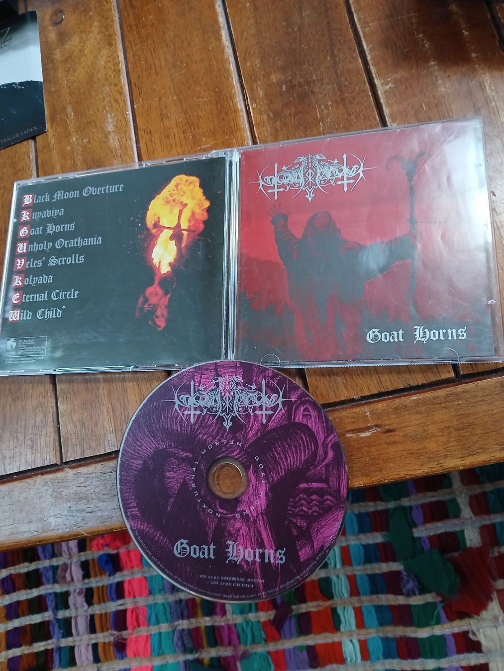 CD: nokturnal mortum- goat horns – Usato da St-Cergue venduto da VeganWarrior