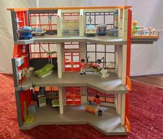 Playmobil Spital 3-stöckig mit Helilandeplatz