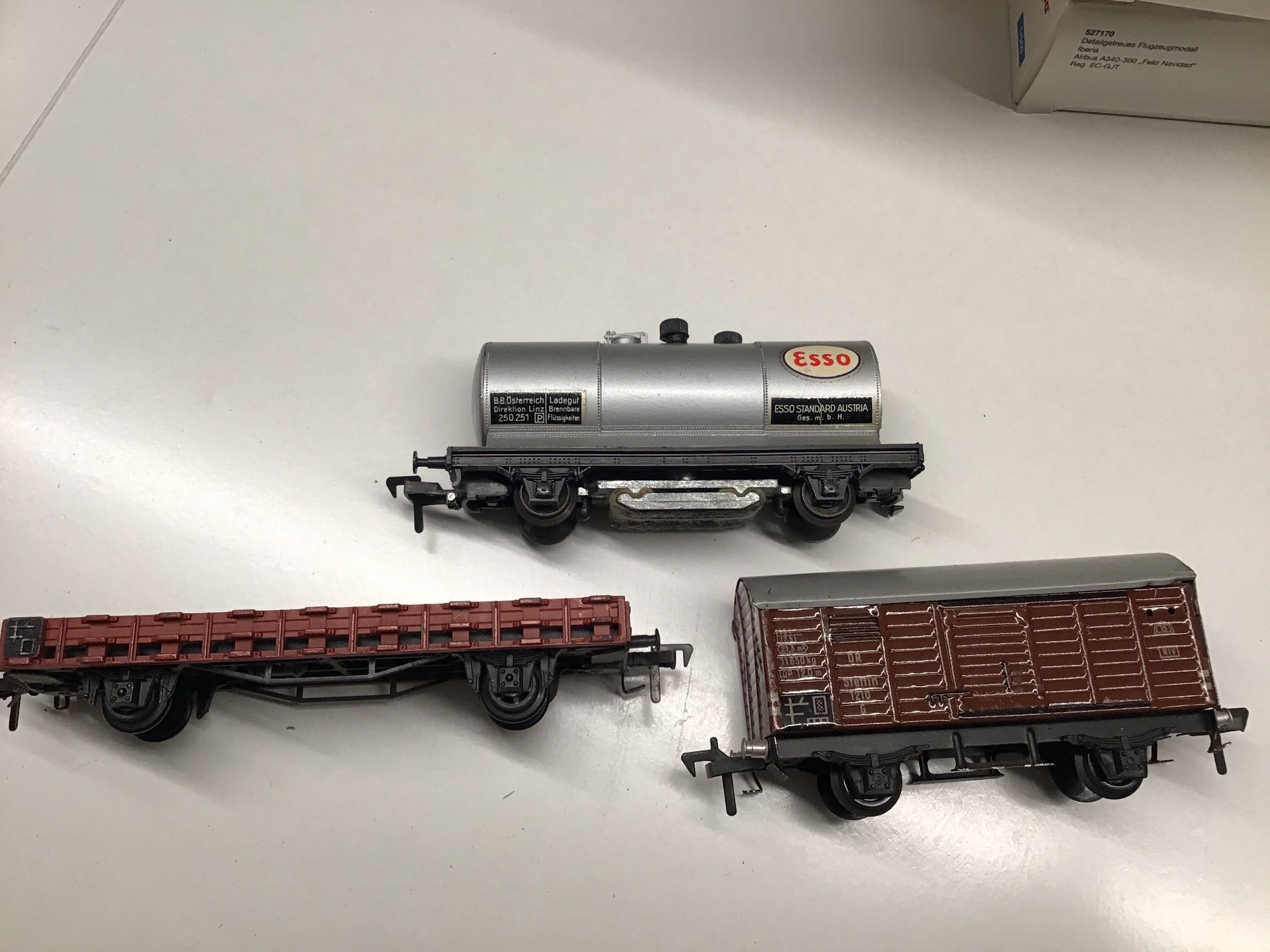 Fleischmann Modellini di ferrovie: Fleischmann Putz und Güterwagen H0 – Usato da Männedorf venduto da Spezial-Modelle