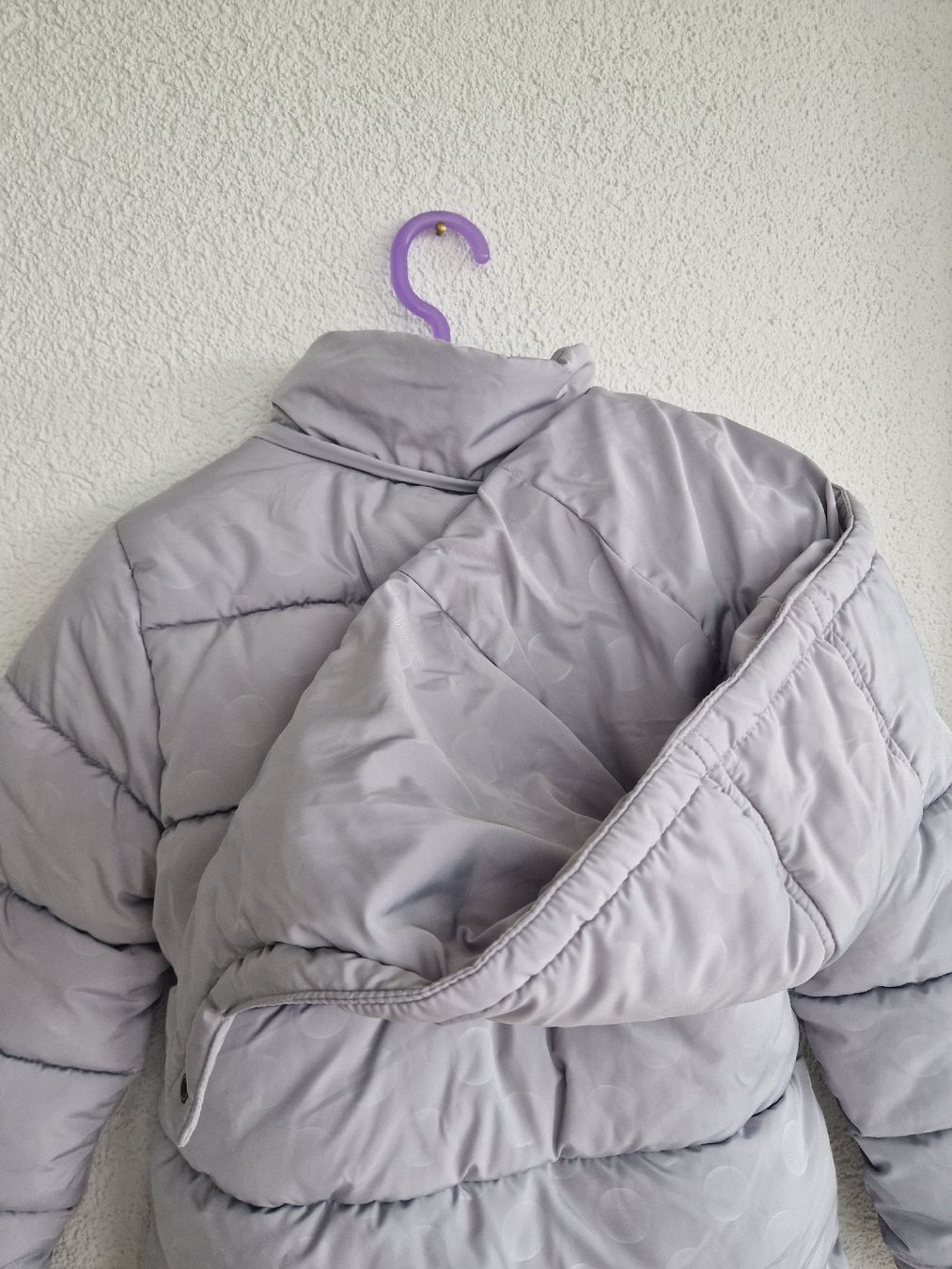 Vestes & Manteaux: Winterjacke Gr. 134 grau – Neuf (Voir description) à Emmenbrücke par _Maria 4
